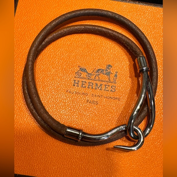 ❌❌SOLD ON FB❌❌🎀Hermes Jumbo Hook Double Tour🎀 - Picture 4 of 4